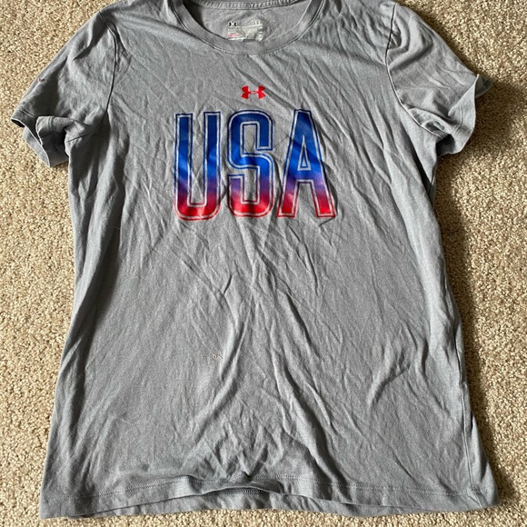 Under Armour Tops - Under armor women’s t shirt